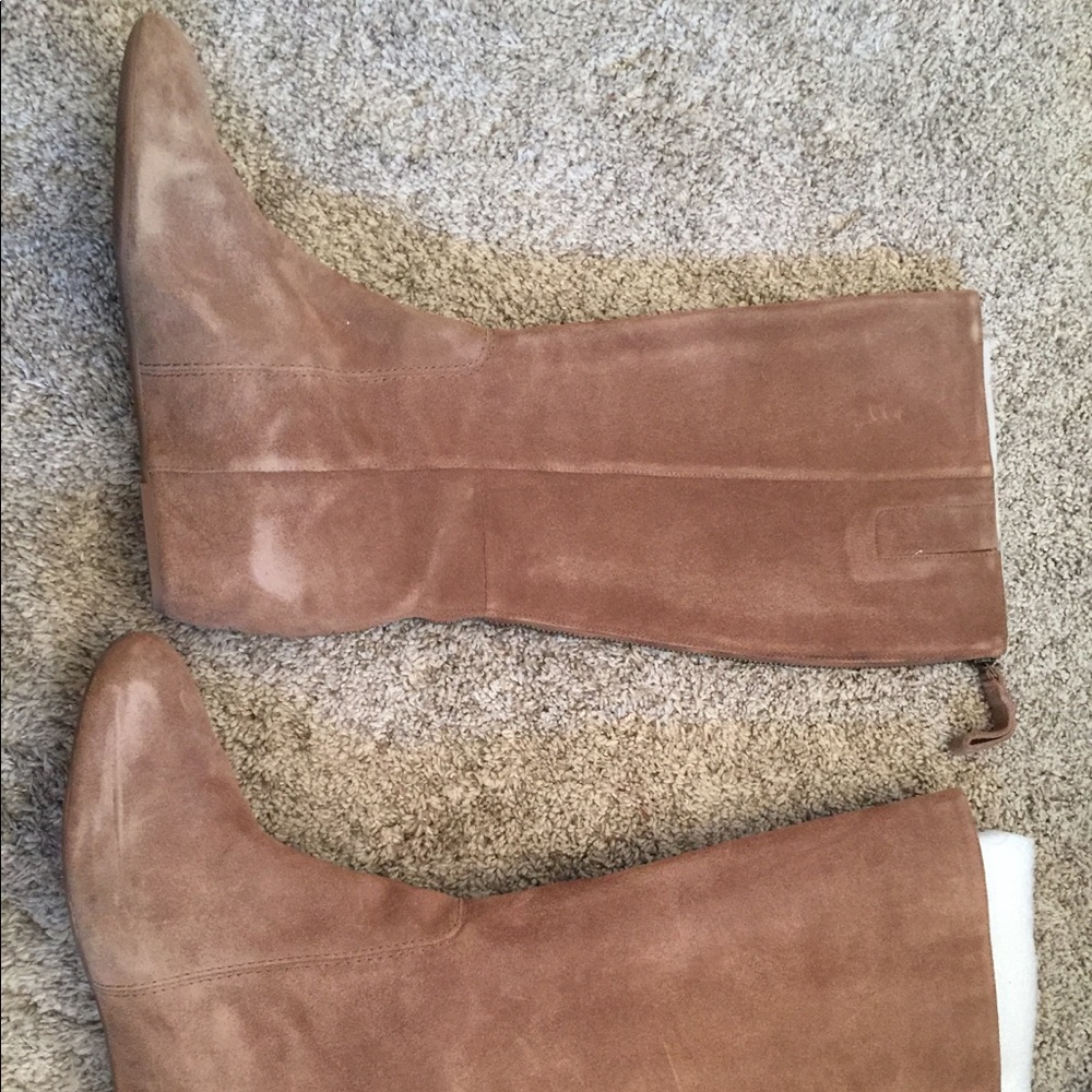 Camel suede boots with hidden wedge